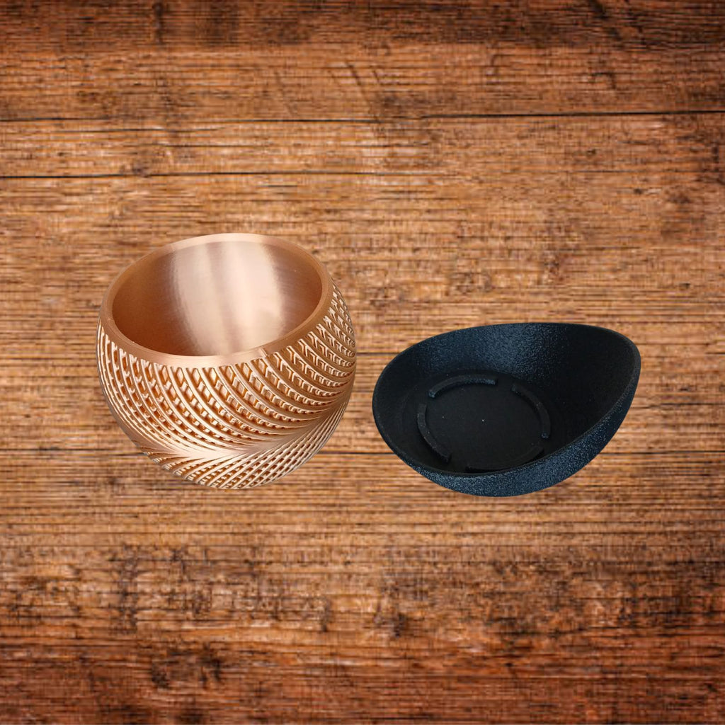 Blumentopf mit 3D-Druckmuster, roségoldfarbene Metalloptik, plus schwarzer Untersetzer