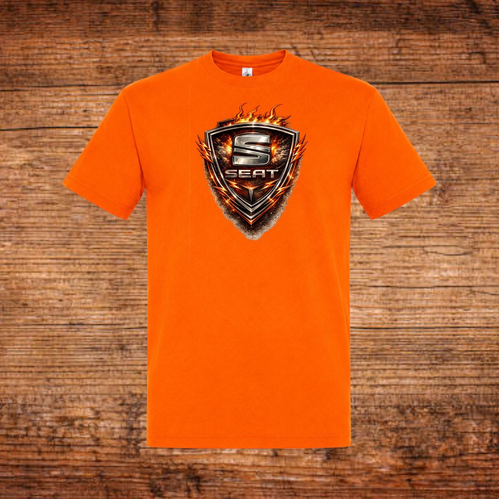Oranges T-Shirt mit großem SEAT-Emblem-Aufdruck und Flammenmotiv auf der Brust
