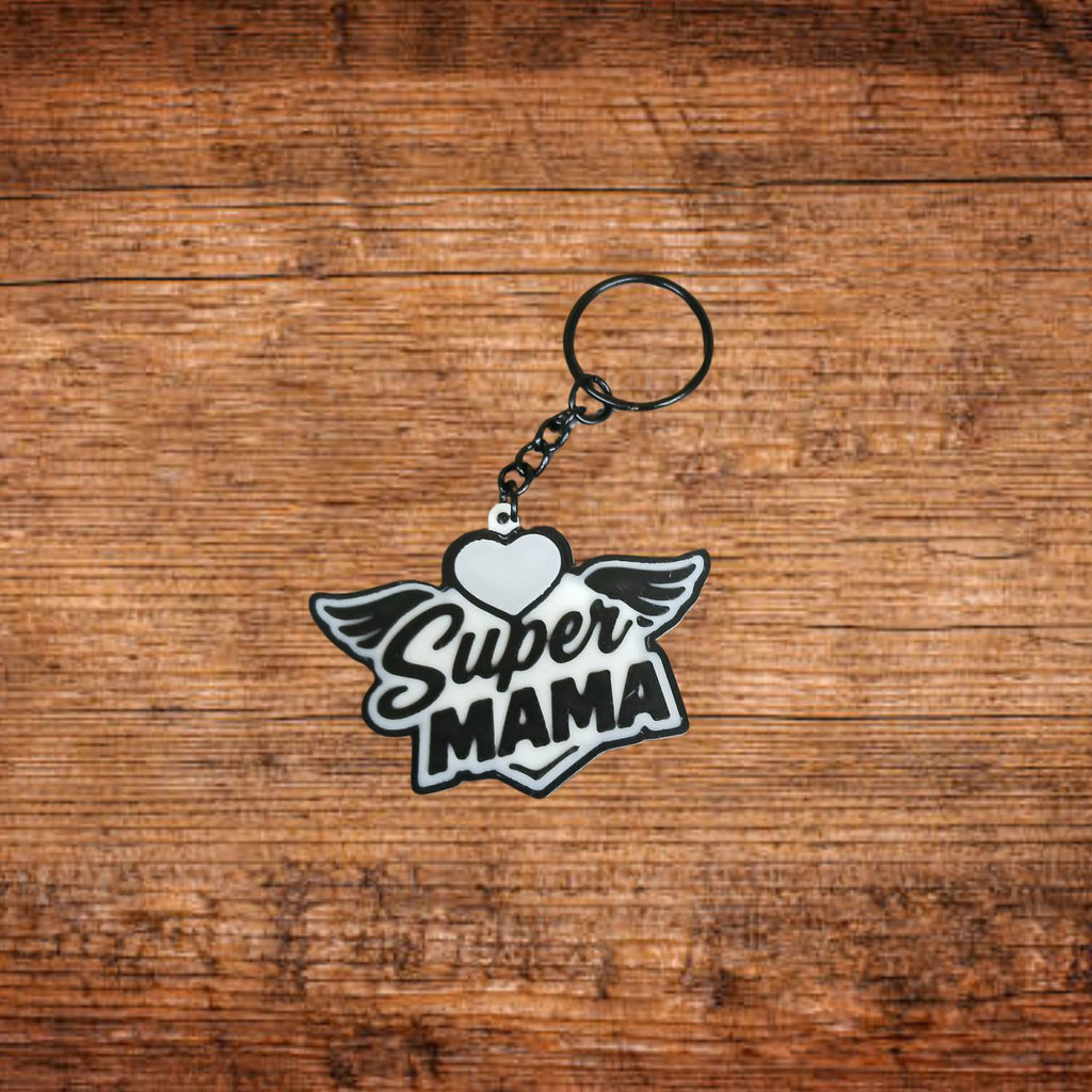 Schlüsselanhänger mit Herz und Flügeln, Motiv „Super MAMA“, schwarzer Anhänger