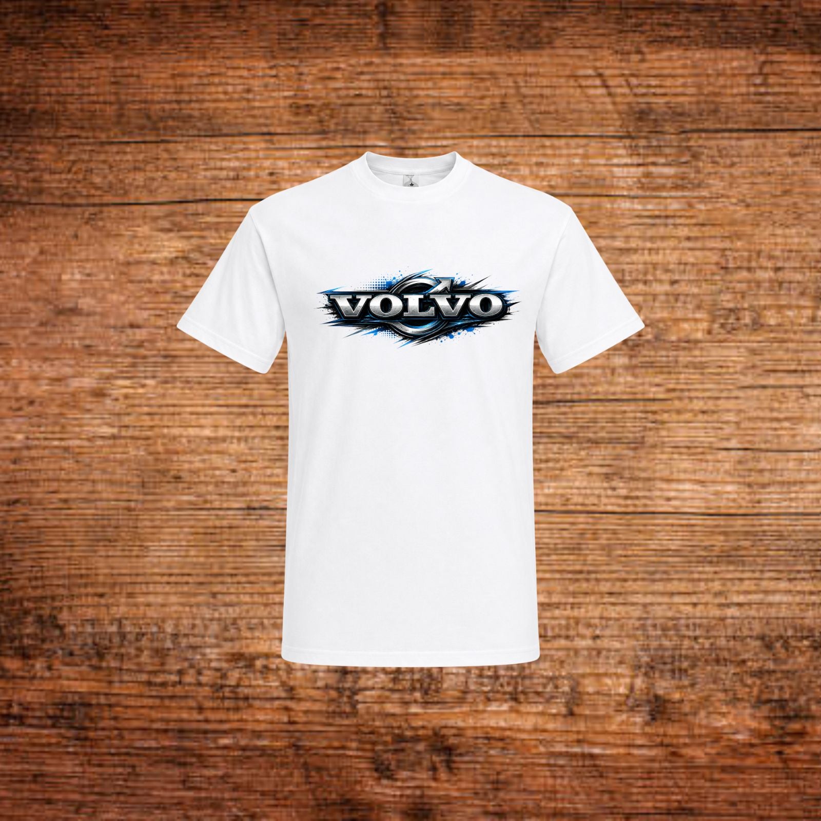 T-Shirt in Weiß mit Volvo-Logo vorn in Chrome-Optik
