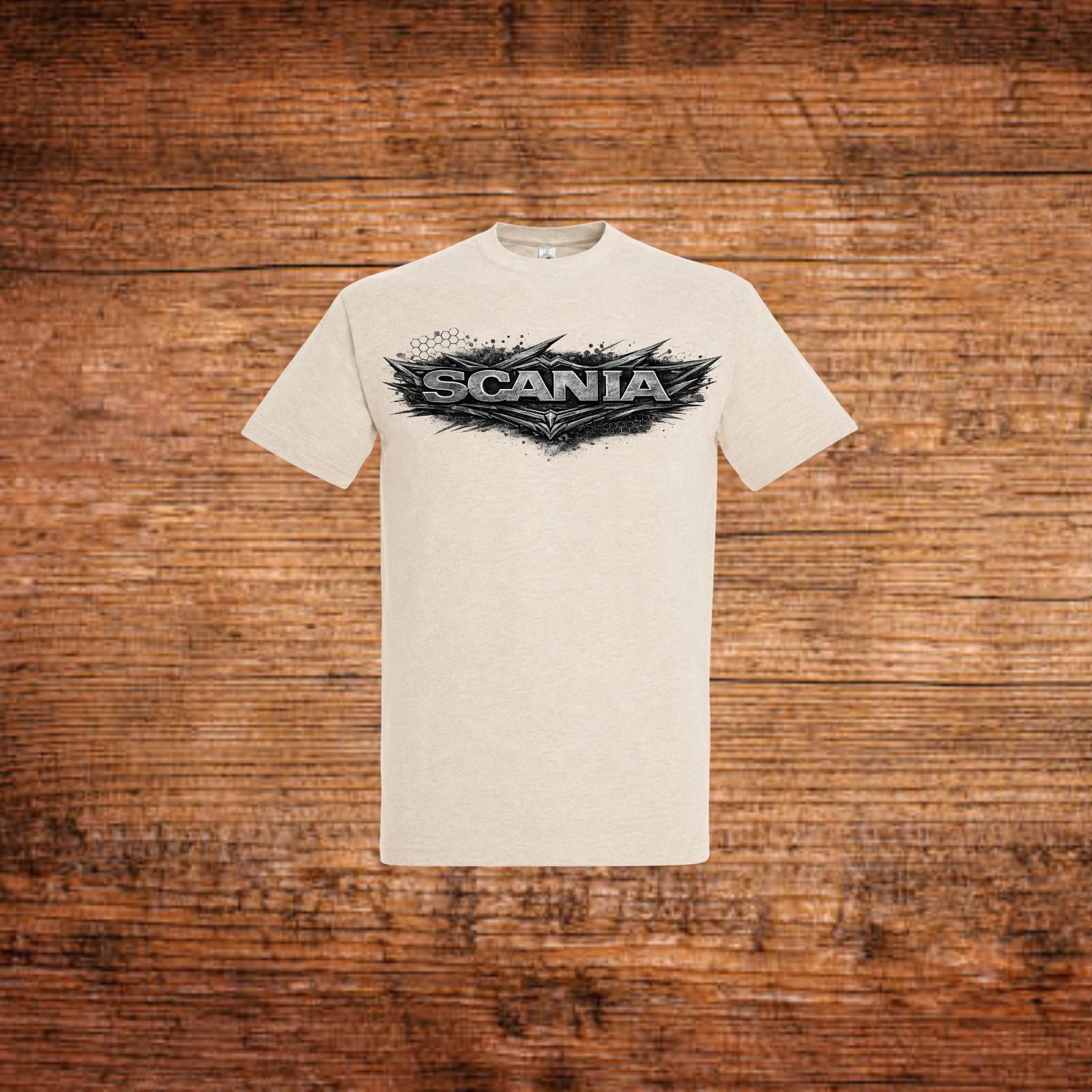 Beiges T-Shirt mit SCANIA-Metall-Logo vorn.