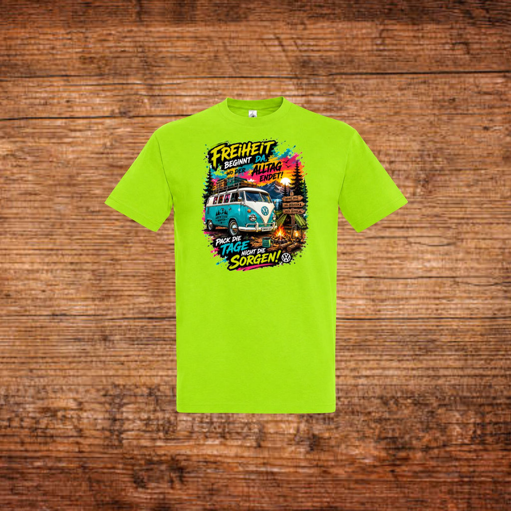 Neon-grünes Camping-T-Shirt mit farbigem Frontdruck