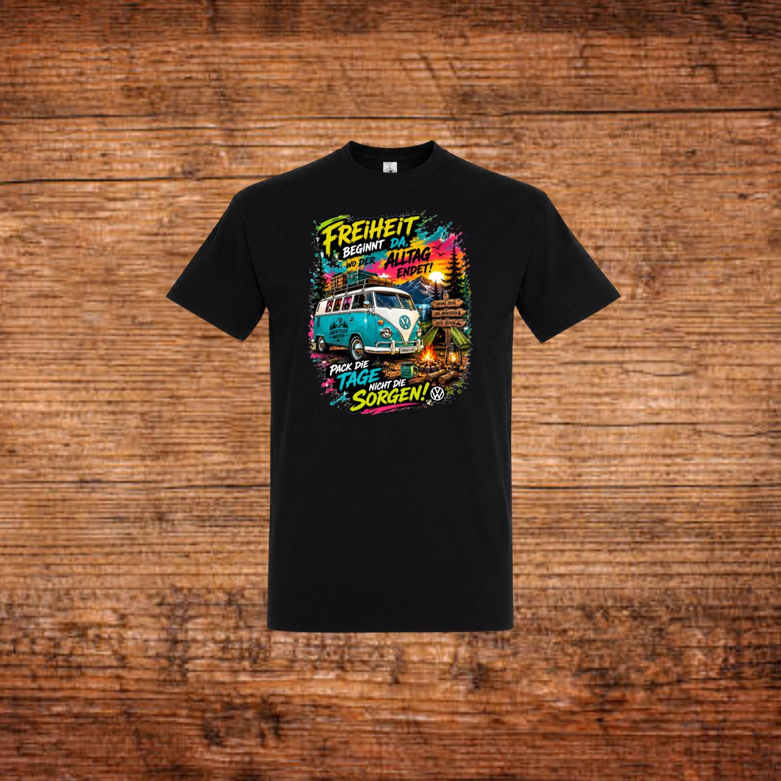 Schwarzes Camping-T-Shirt mit farbigem Frontdruck