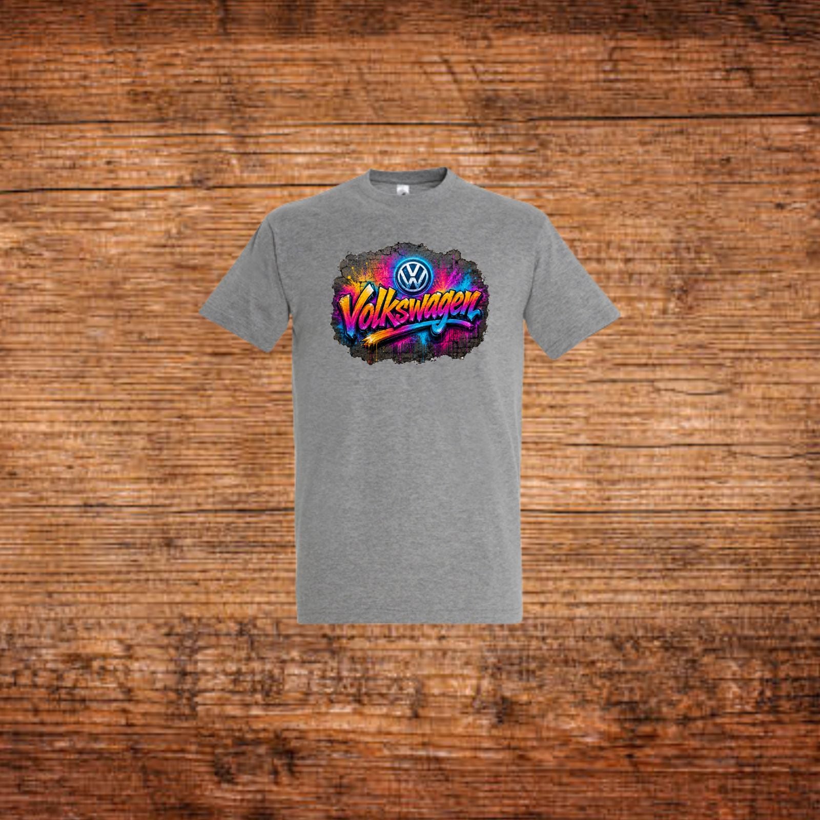 Grau meliertes T-Shirt mit farbigem Volkswagen-Graffiti-Print auf der Brust