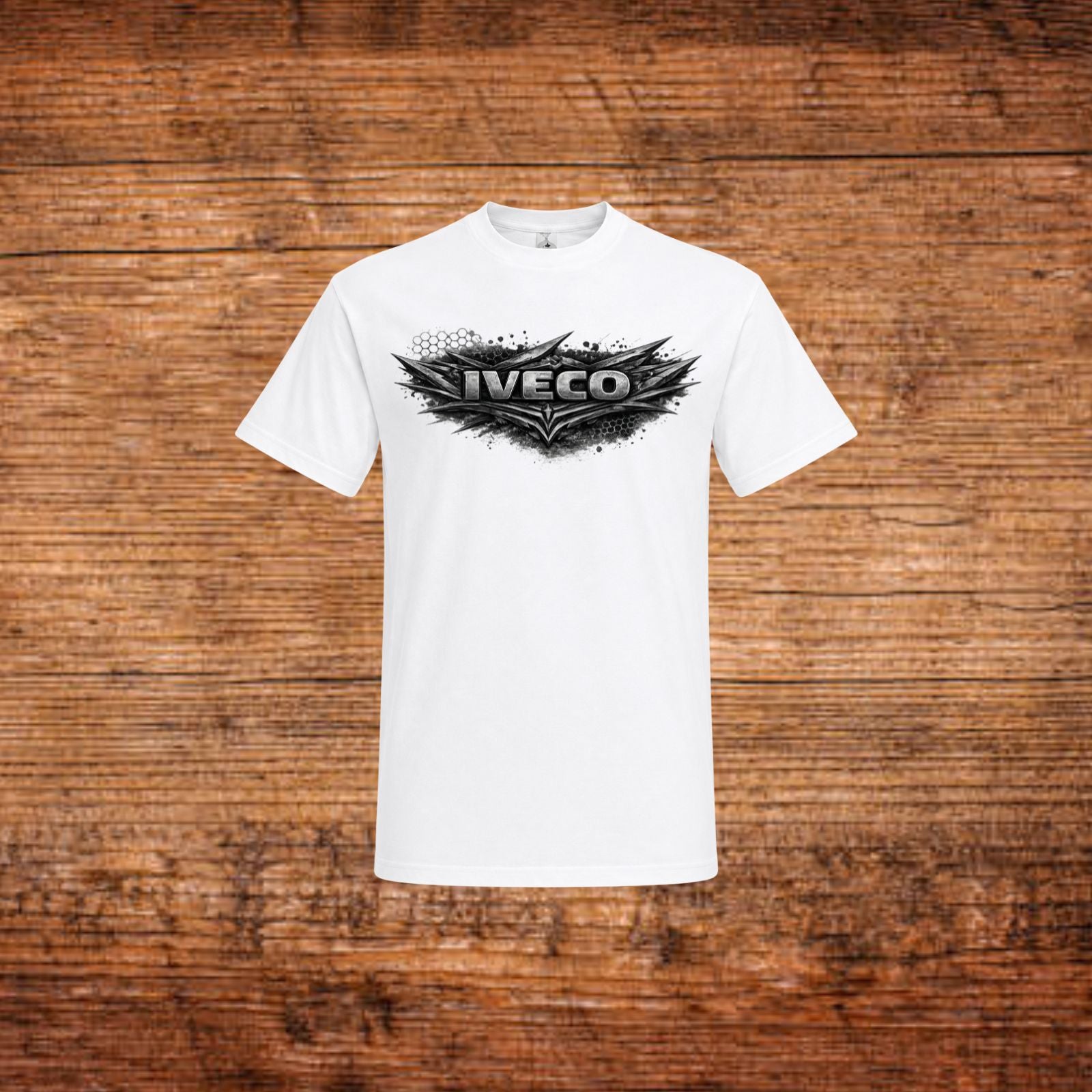IVECO Shadow Edition T-Shirt in Weiß mit IVECO-Logo auf der Brust