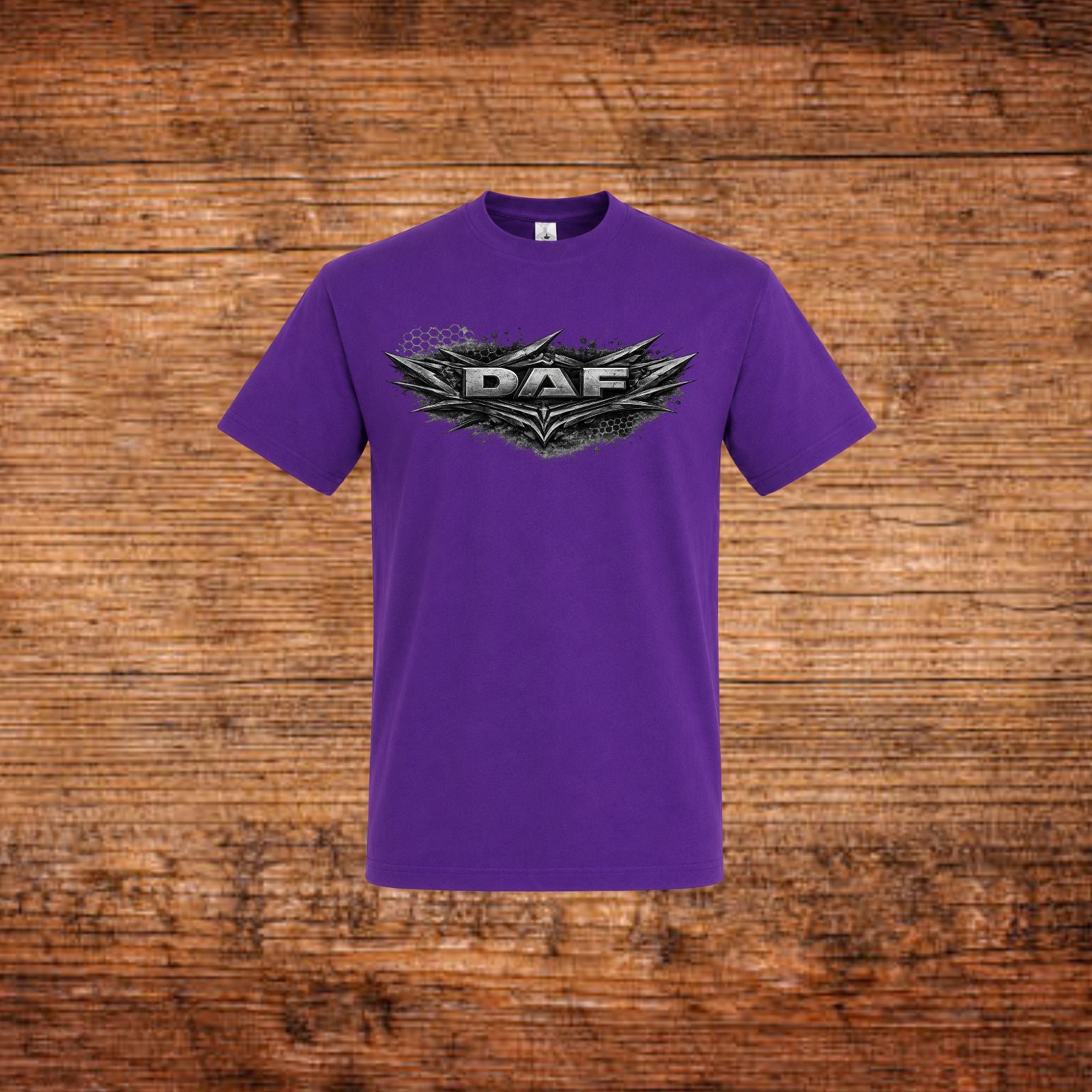 Lila T-Shirt mit DAF Frontlogo, Rundhalsausschnitt und kurzem Arm