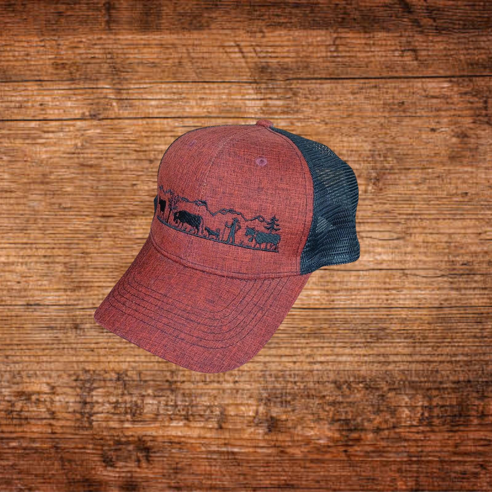 Trucker Cap rot mit dunklem Mesh, Frontprint mit Tier-Szene
