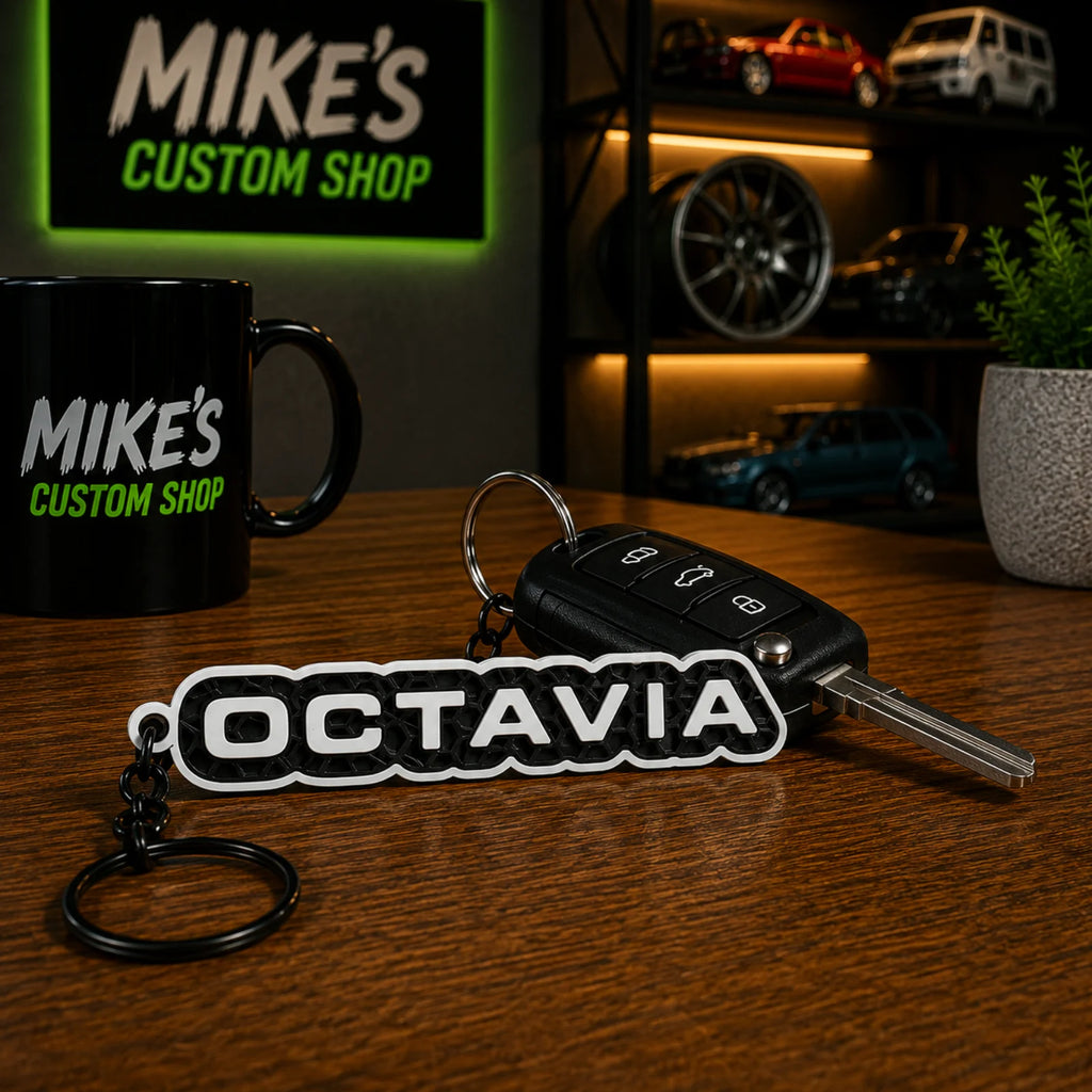 Schlüsselanhänger mit 3D-Druck „OCTAVIA“ und Autoschlüssel aus PLA